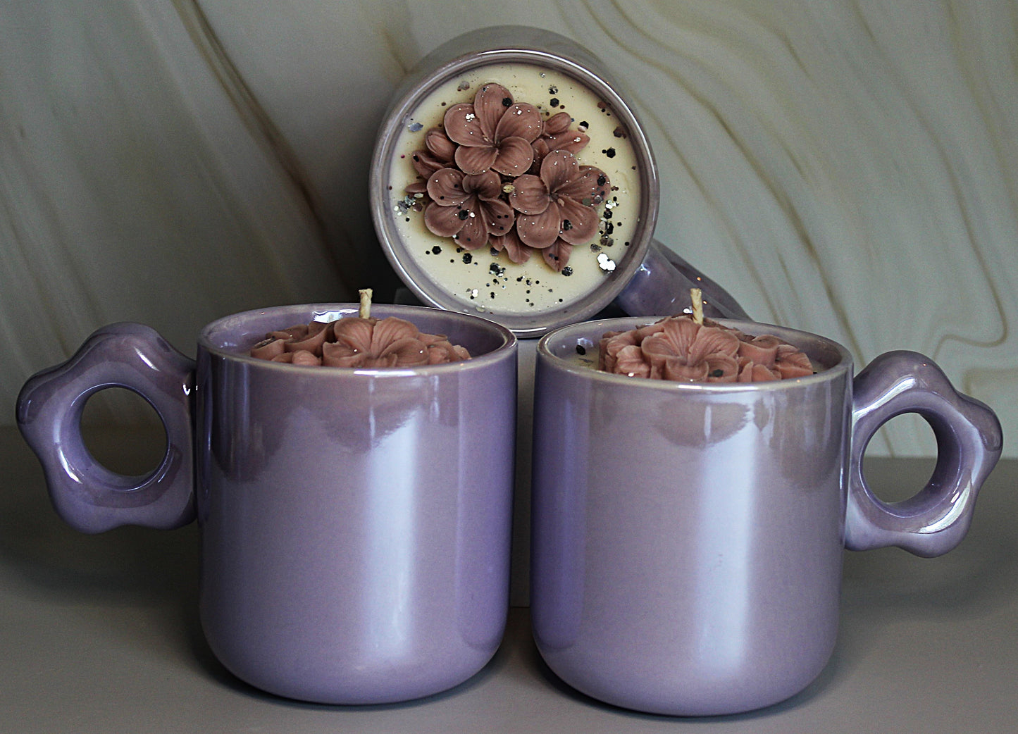 Flower in a mug candle