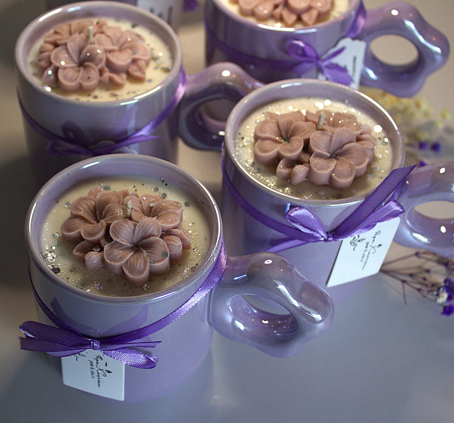 Flower in a mug candle