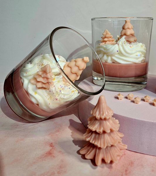 Pink Christmas Delight 🩷